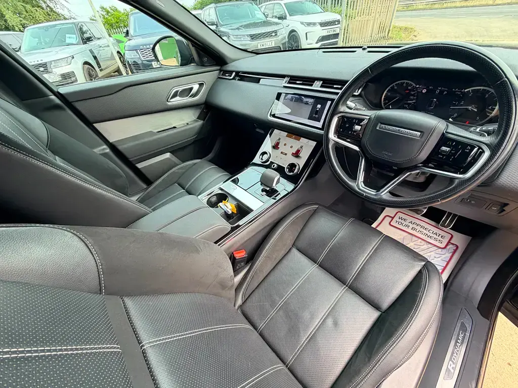 Used Land Rover Range Rover Velar SE Dynamic 300 HP (220 kW) 2022 Black SUV