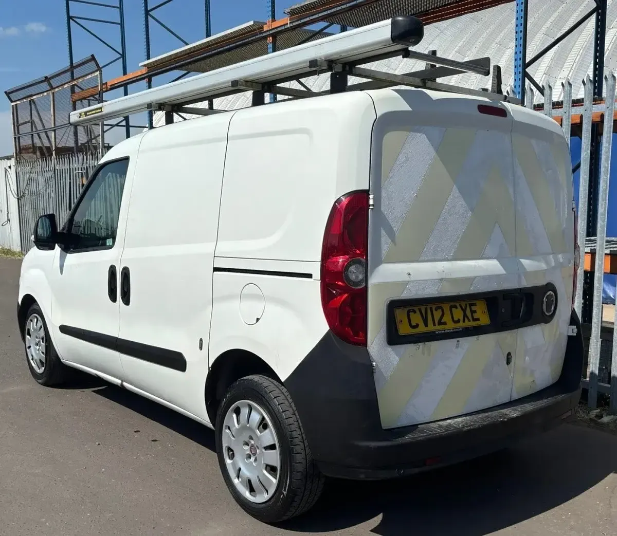 Używany Fiat Doblò 2012 Biały Minivan