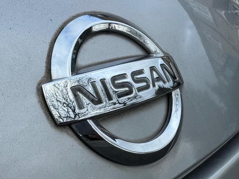 Used Nissan Micra 79 HP (58 kW) 2006 Silver Hatchback