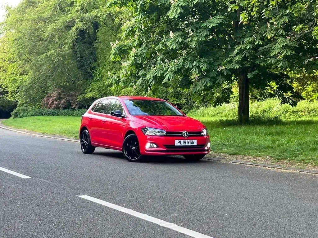 Używany VW Polo Beats 65 KM (47 kW) 2019 Czerwony Hatchback