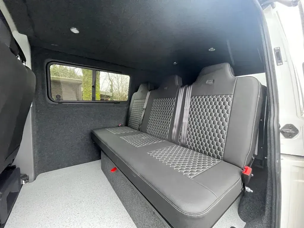 Used VW Transporter Startline 150 HP (110 kW) 2021 White Van