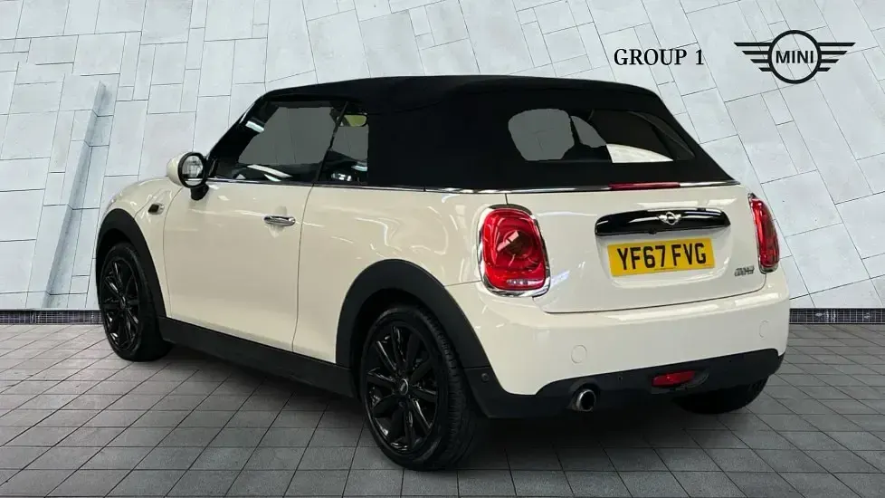 Używany Mini Cooper 134 KM (98 kW) 2017 Biały Hatchback