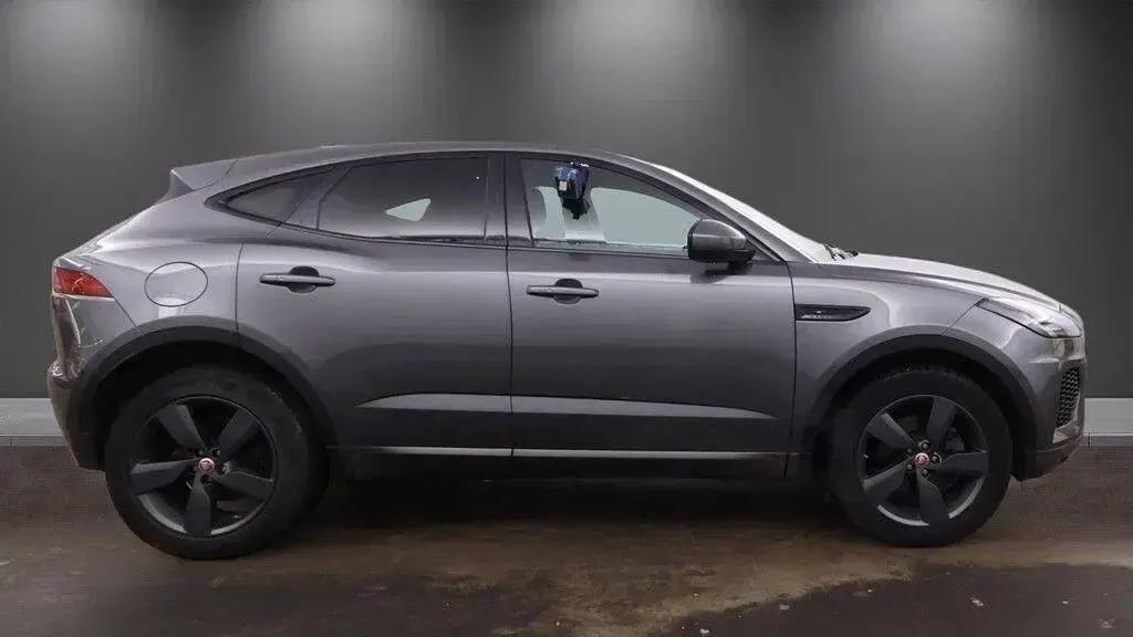 Used Jaguar E-Pace Chequered Flag 150 HP (110 kW) 2020 Grey SUV