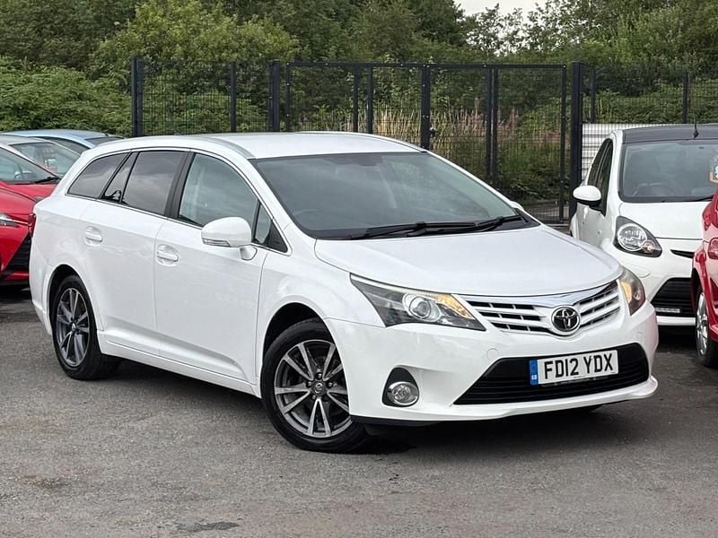 White Used 2012 Toyota Avensis Estate | £4,695 (Good price) - Image 1/4