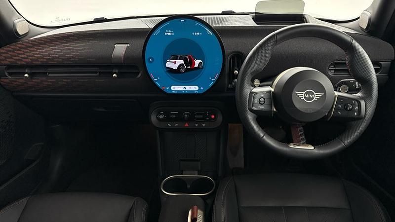 Used Mini Cooper Hatch 154 HP (113 kW) 2024 White Hatchback