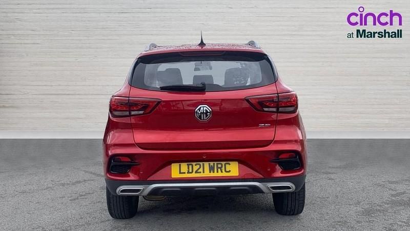 Used MG ZS Excite 106 HP (77 kW) 2021 Red SUV