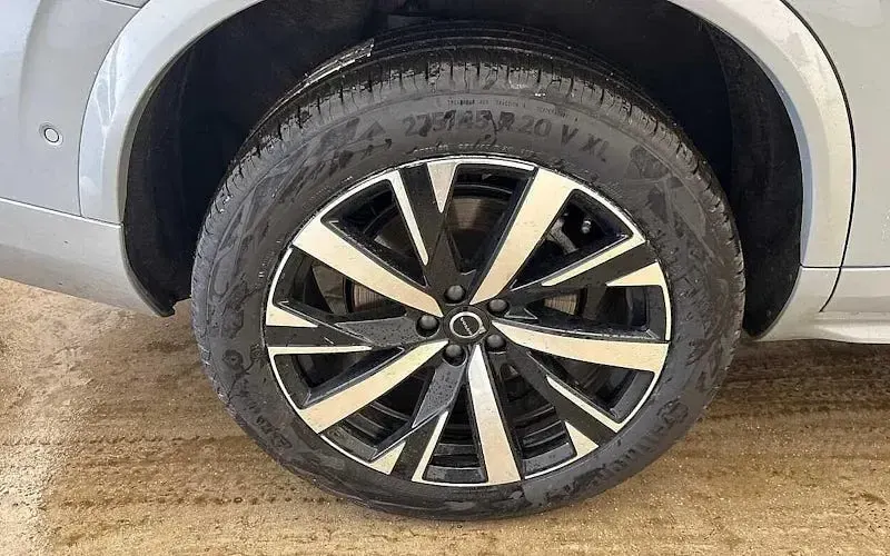 Used Volvo XC90 Plus 250 HP (183 kW) 2025 Grey SUV