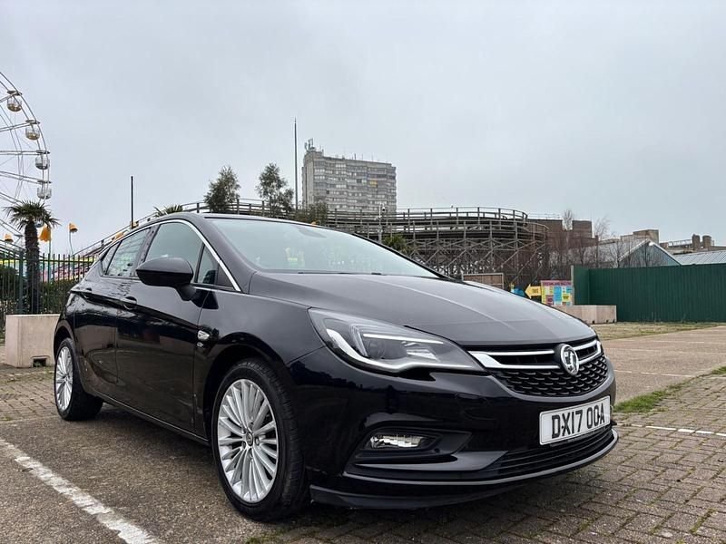 Used Vauxhall Astra Elite 2017 Black Hatchback