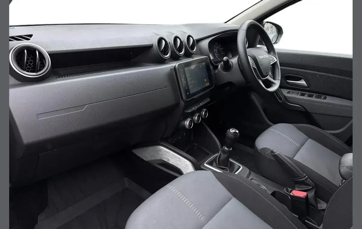 Used Dacia Duster Extreme 130 HP (95 kW) 2023 Grey SUV