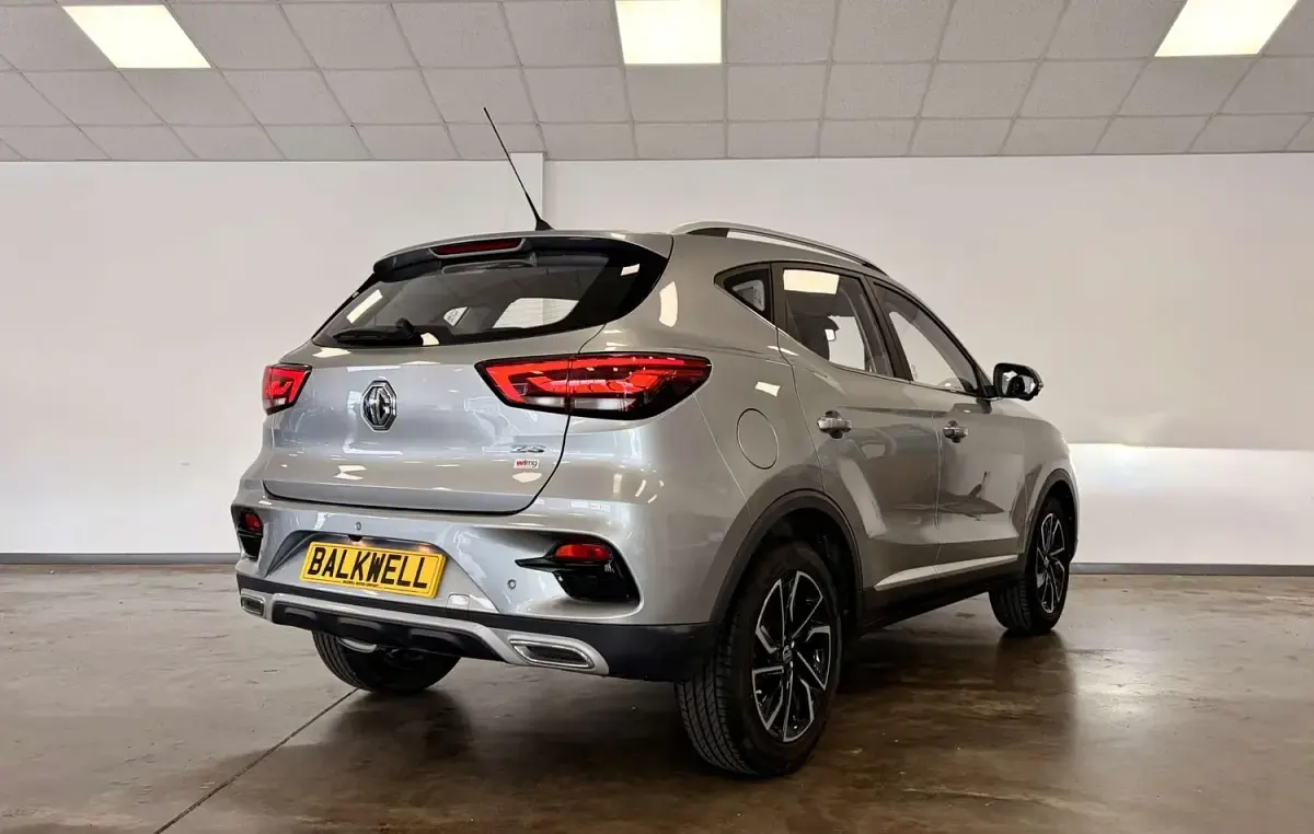 Used MG ZS Exclusive 111 HP (81 kW) 2023 Silver SUV