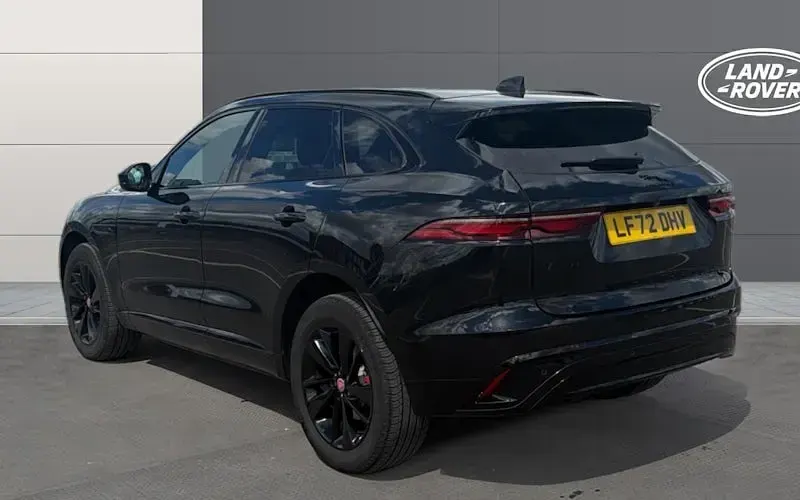 Used Jaguar F-Pace R-Dynamic 250 HP (183 kW) 2022 Black SUV