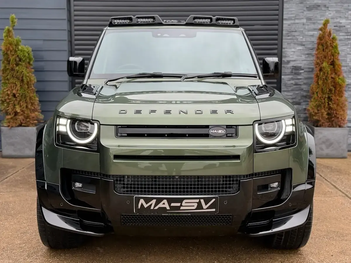 New Land Rover Defender HSE Dynamic 2026 Woolstone green SUV