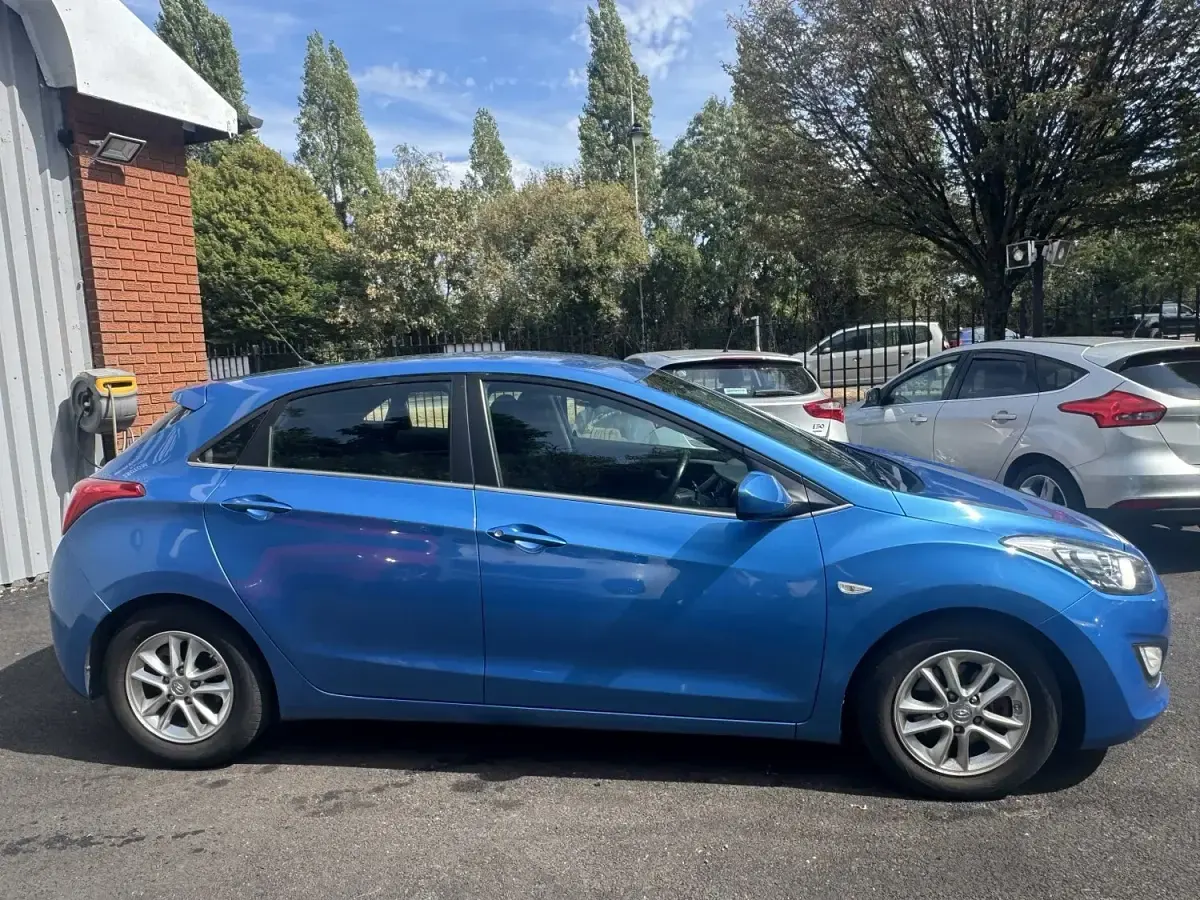 Used Hyundai i30 SE 2015 Blue Hatchback