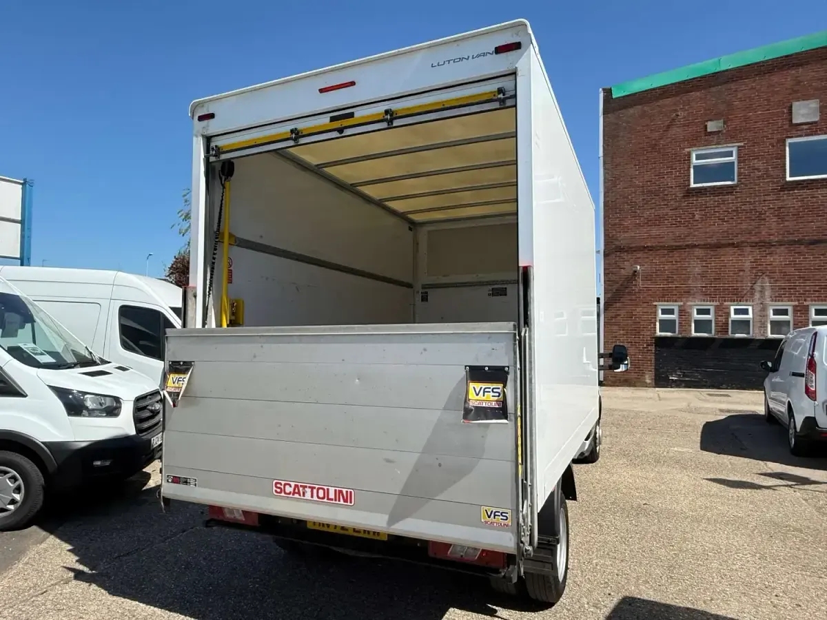 Used Ford Transit 130 HP (95 kW) 2022 White Cabriolet