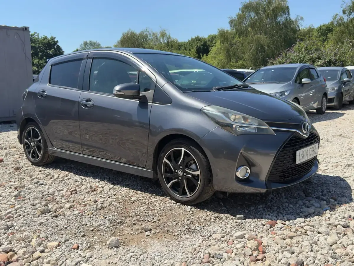 Used Toyota Vitz 2014 Grey Hatchback