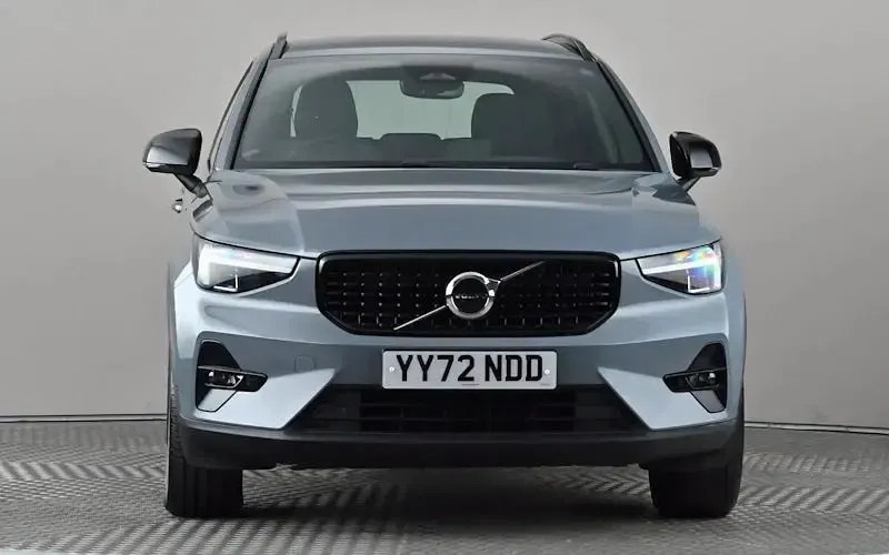 Used Volvo XC40 Plus 163 HP (119 kW) 2026 SUV