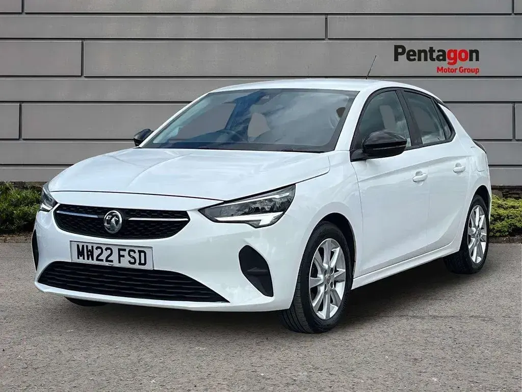 Używany Vauxhall Corsa Edition 73 KM (53 kW) 2022 Biały Hatchback