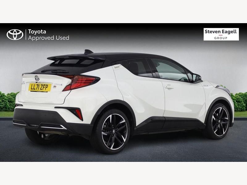 Used Toyota C-HR Sport 2022 White SUV