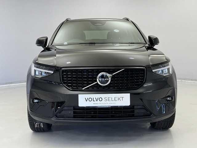 Used Volvo XC40 Plus 161 HP (118 kW) 2025 SUV