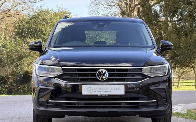Used VW Tiguan Active 150 HP (110 kW) 2021 Black SUV