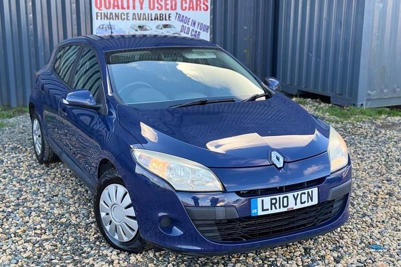 Used Renault Mégane III Extreme 86 HP (63 kW) 2010 Blue Hatchback