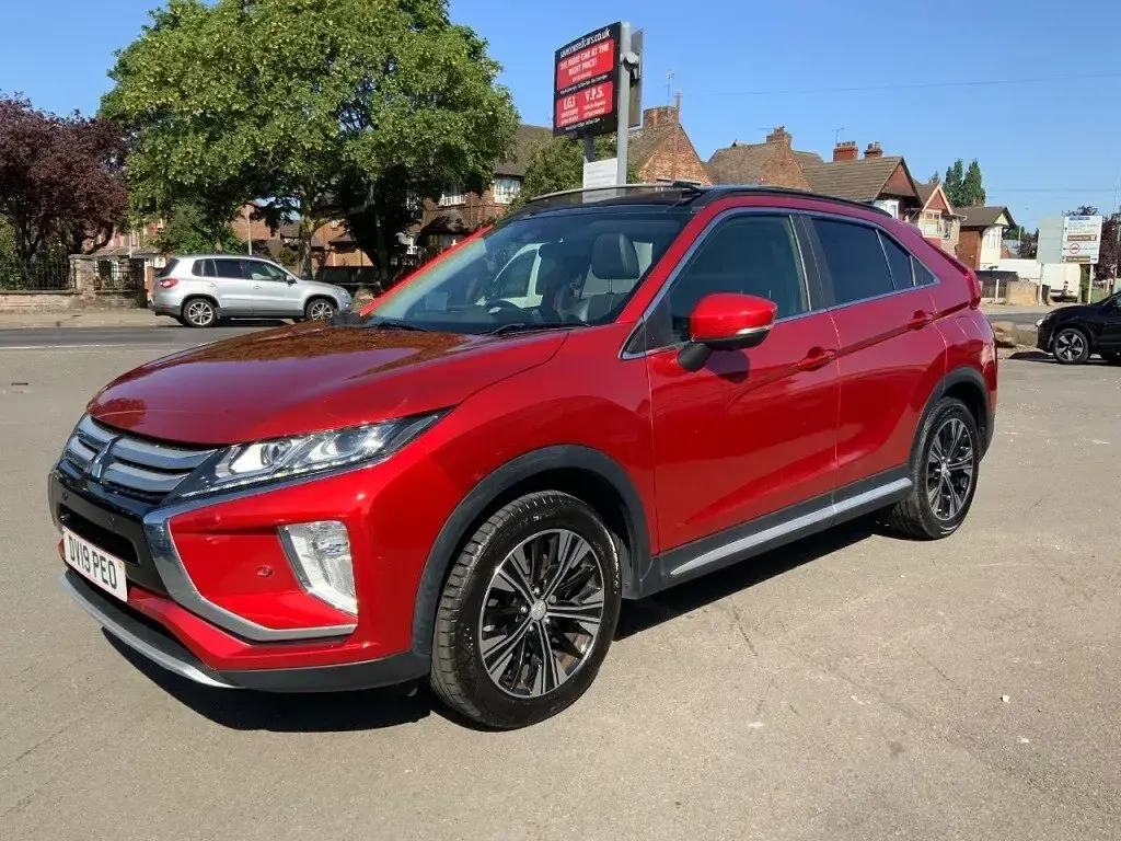 Used Mitsubishi Eclipse 2019 Red Hatchback