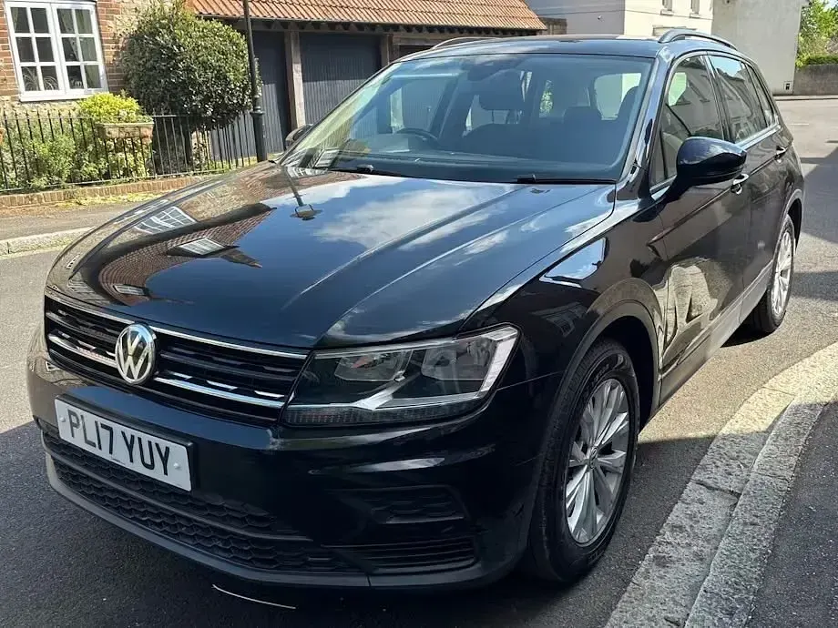 Used VW Tiguan S 125 HP (91 kW) 2017 Black SUV