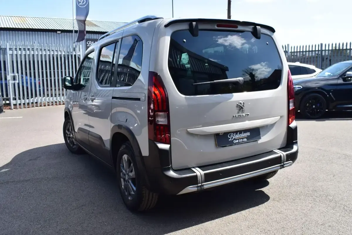 Used Peugeot Rifter Allure 2022 Beige MPV