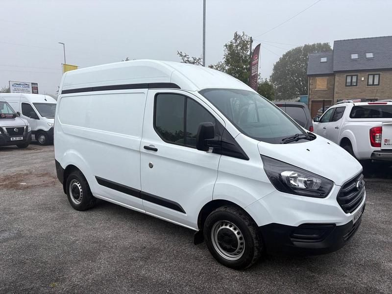 Used Ford Transit Custom 105 HP (77 kW) 2018 White Van
