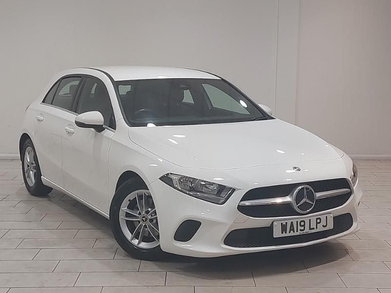 White Used 2019 Mercedes A180 SE Hatchback | £14,998 (Fair price) - Image 1/4