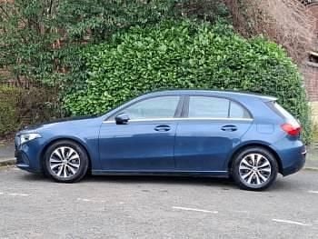 Used Mercedes A180 SE 136 HP (100 kW) 2020 Blue Hatchback