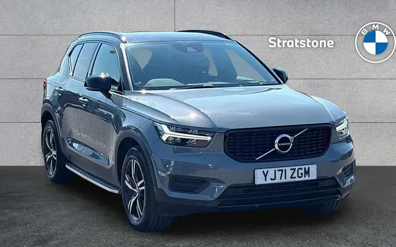 Used Volvo XC40 R-Design 197 HP (144 kW) 2021 SUV