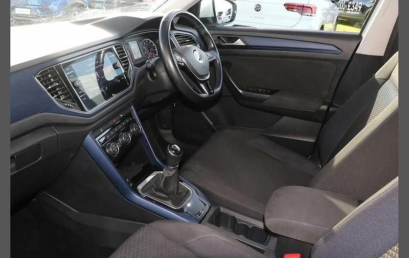 Used VW T-Roc United 150 HP (110 kW) 2021 Silver SUV