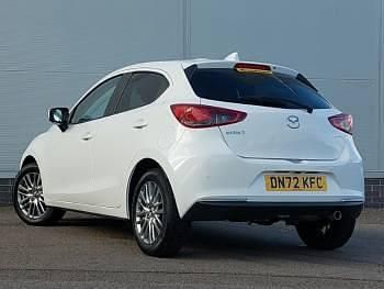 Used Mazda 2 Inclusive 90 HP (66 kW) 2022 White Hatchback