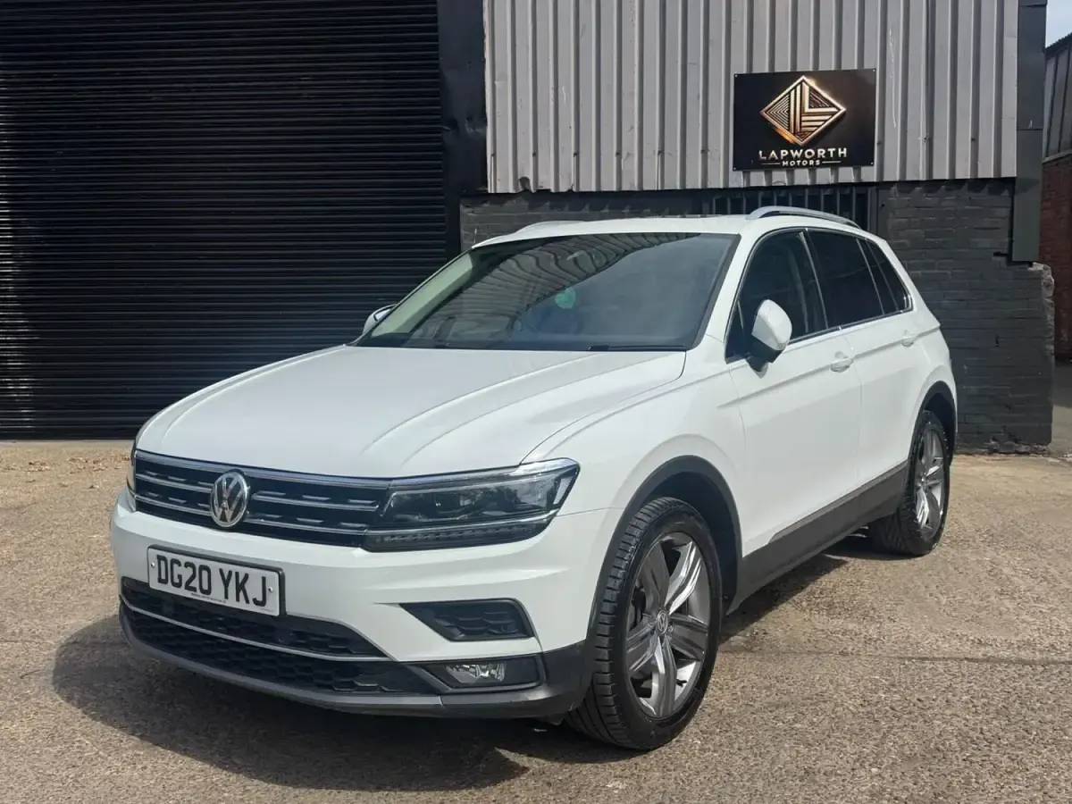 Used VW Tiguan SEL 190 HP (139 kW) 2020 White SUV