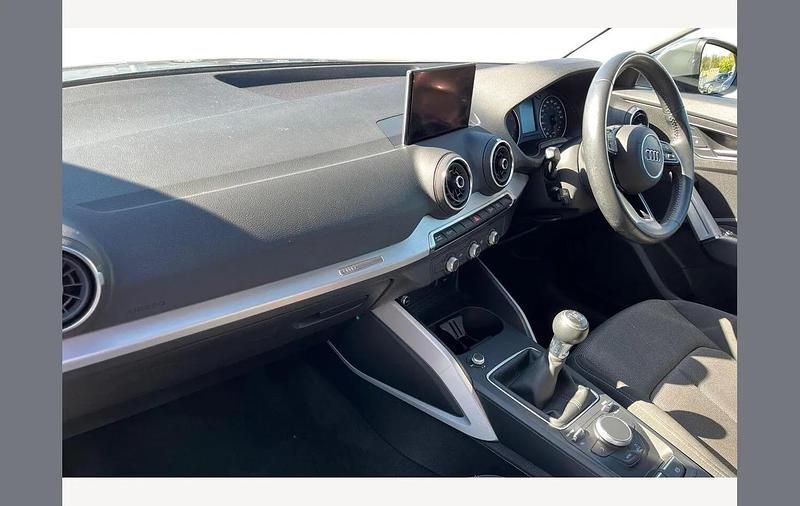 Used Audi Q2 Sport 116 HP (85 kW) 2018 Grey SUV