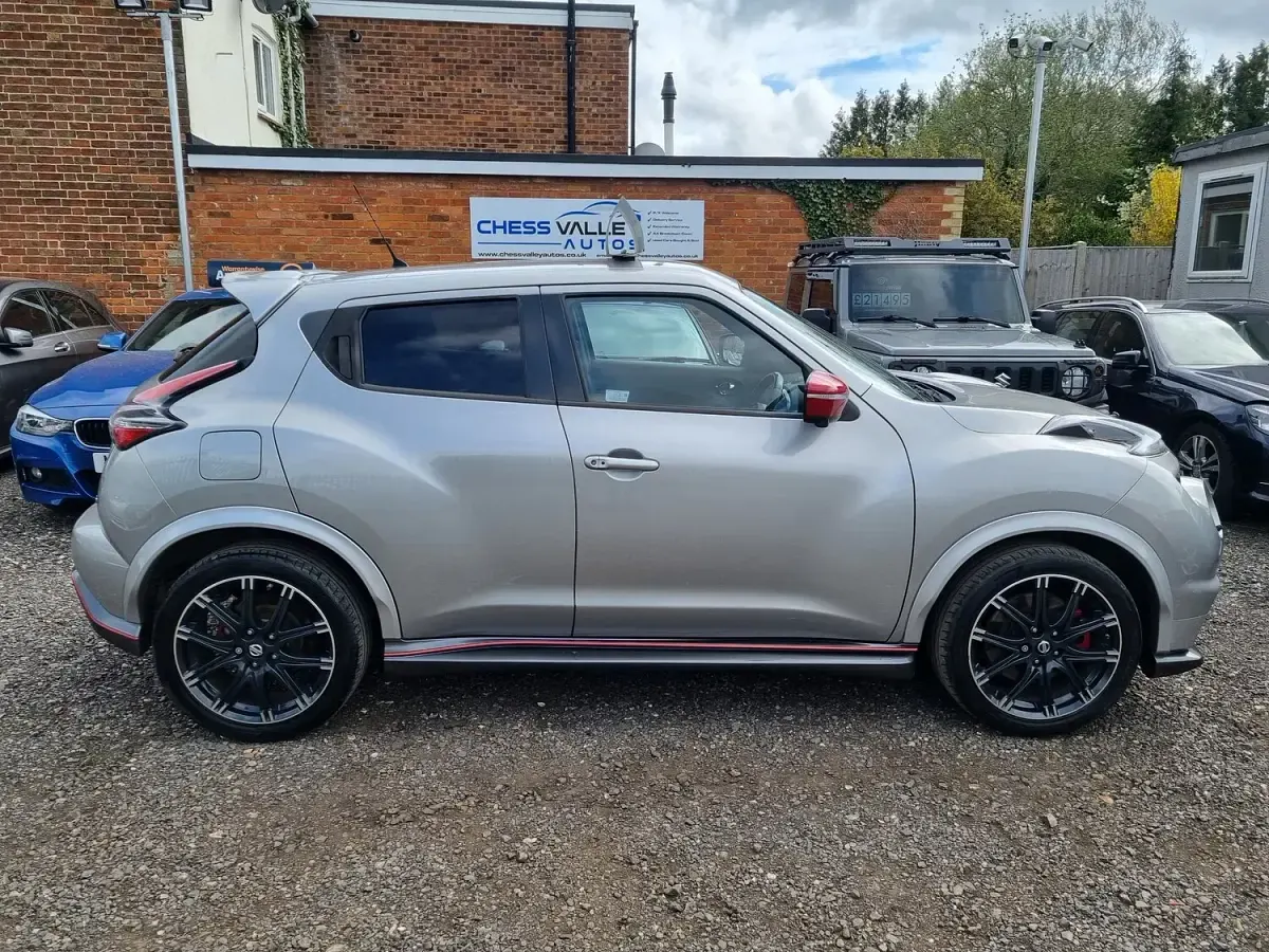 Used Nissan Juke Nismo RS 214 HP (157 kW) 2015 Silver SUV