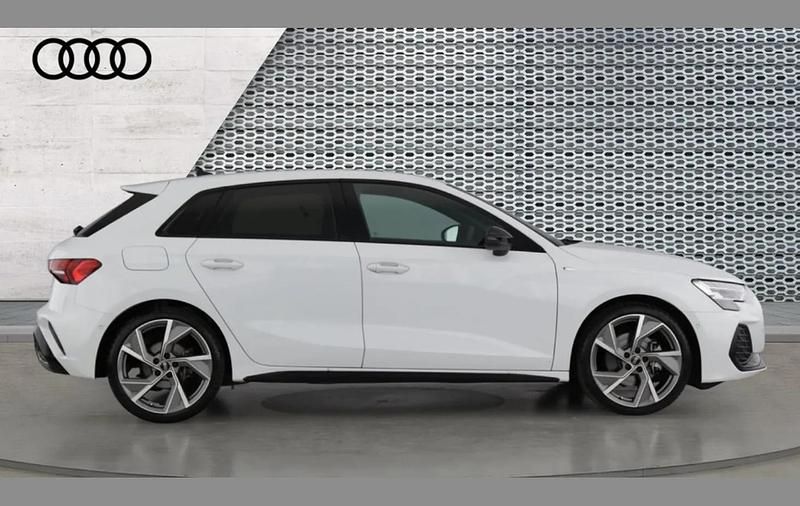 Used Audi A3 Black Edition 147 HP (108 kW) 2025 White Hatchback