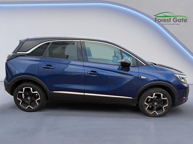 Used Vauxhall Crossland Ultimate 130 HP (95 kW) 2022 Blue SUV