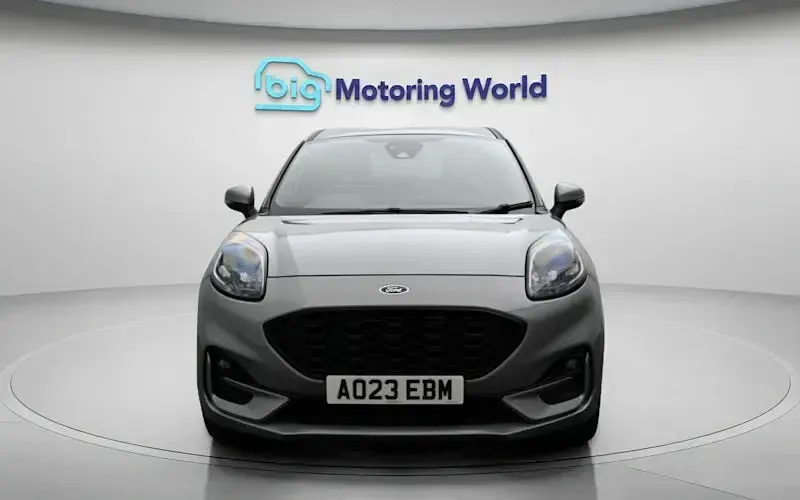 Usado Ford Puma ST-Line X 125 HP (91 kW) 2023 Prateado SUV