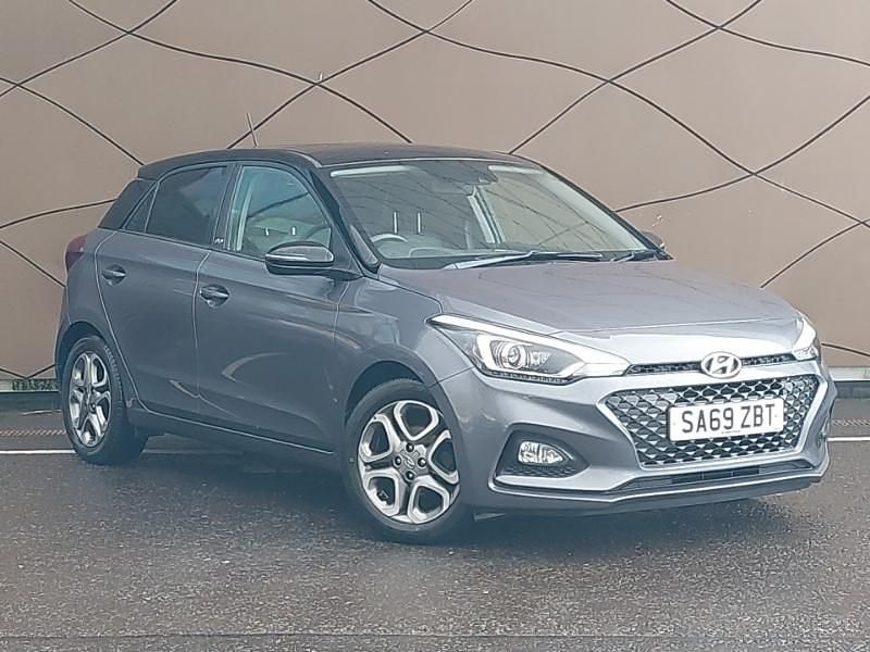 Used Hyundai i20 84 HP (61 kW) 2019 Grey Hatchback