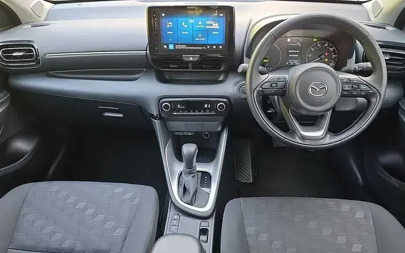 Used Mazda 2 Exclusive-Line 116 HP (85 kW) 2025 White Hatchback