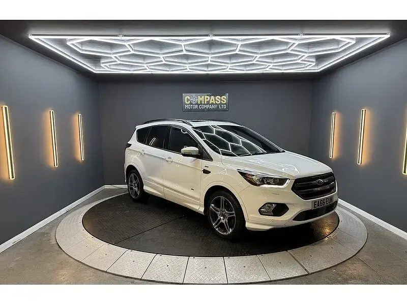 Used Ford Kuga ST-Line 182 HP (133 kW) 2016 White SUV