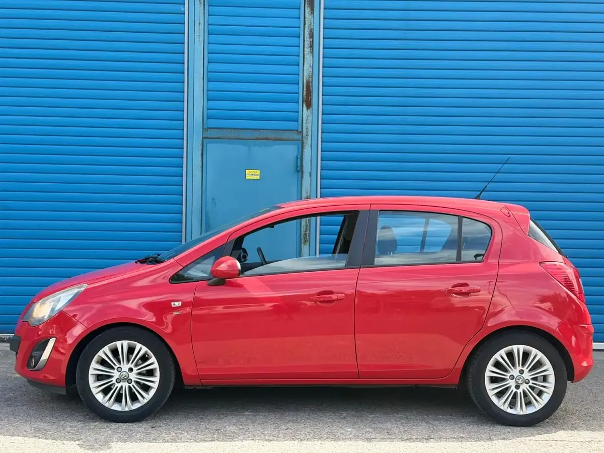Used Vauxhall Corsa 2013 Red Hatchback