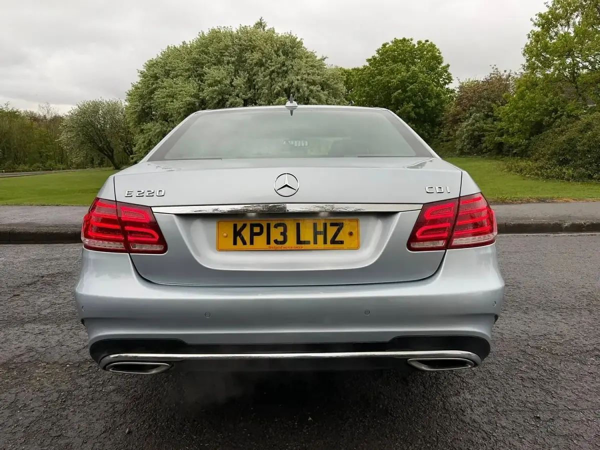 Used Mercedes E220 AMG 170 HP (125 kW) 2013 Silver Sedan