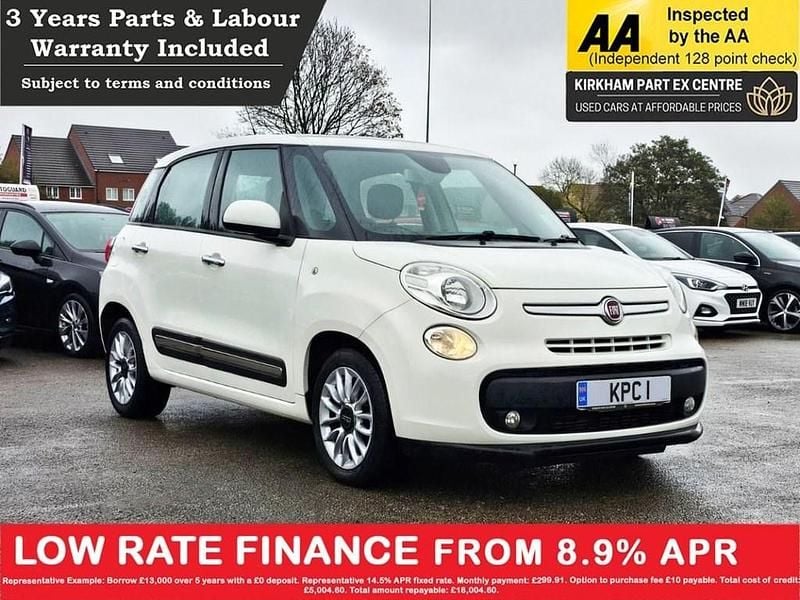 White Used 2015 Fiat 500L Lounge MPV | £2,995 (Good price) - Image 1/4