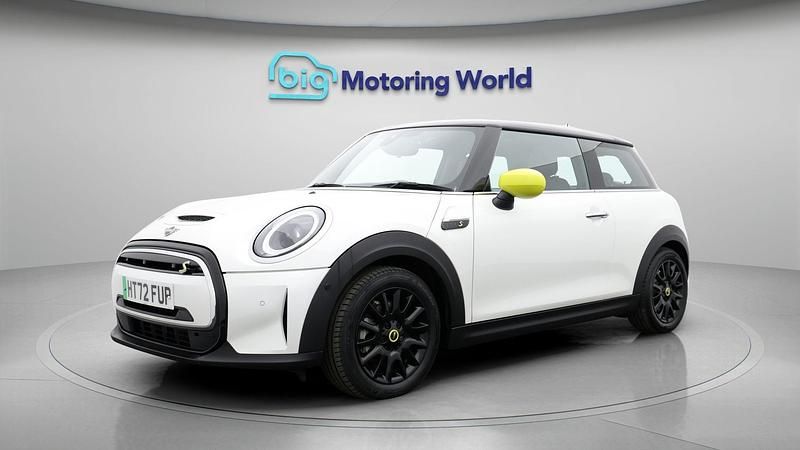Used Mini Cooper SE Hatch 133 kW (181 HP) 2023 Hatchback