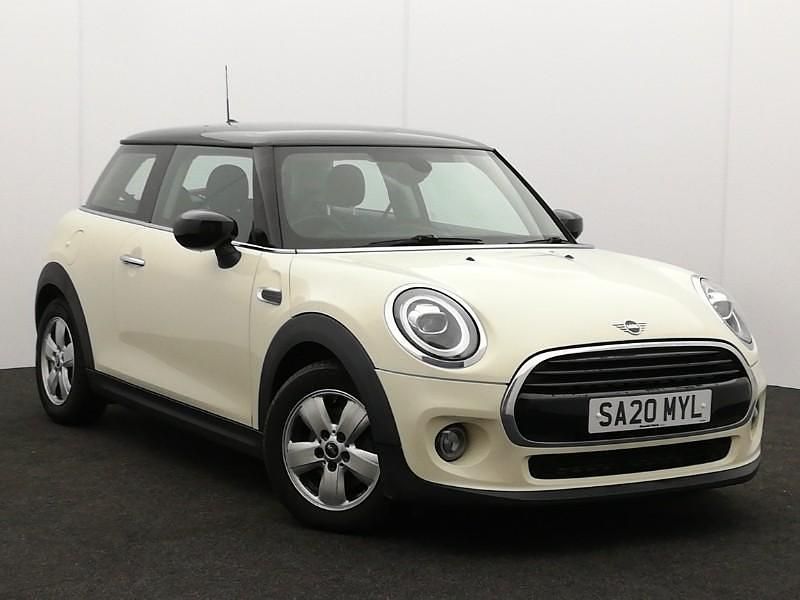 Begagnad Mini Cooper Classic 2020 Vit Halvkombi