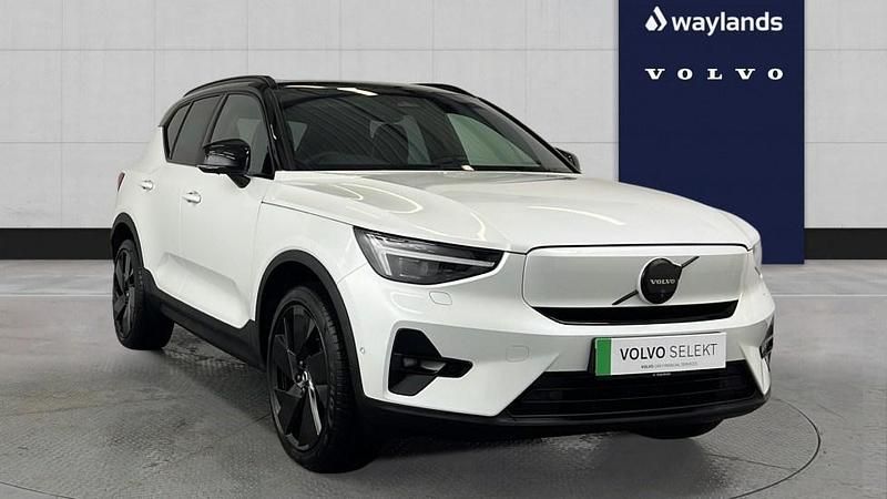 Used Volvo EX40 Ultra 185 kW (252 HP) 2025 White SUV