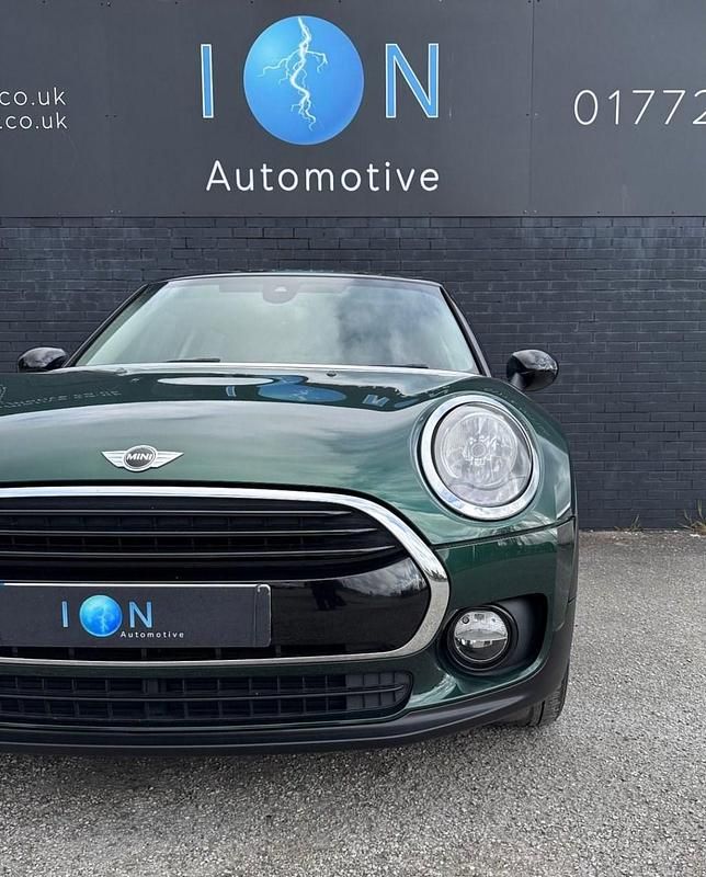 Used Mini Cooper Clubman 150 HP (110 kW) 2016 Green Estate